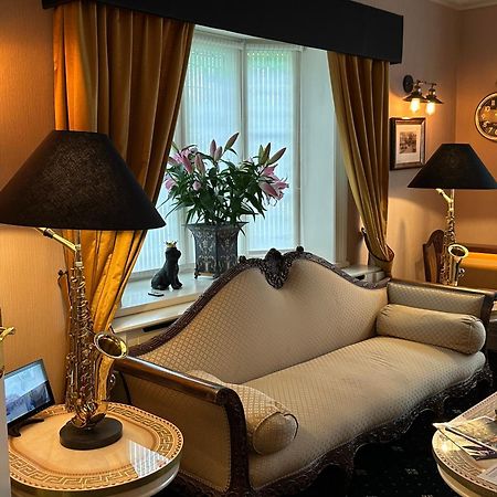 切斯特之家旅馆住宿加早餐旅馆 外观 照片 The interior of the hotel